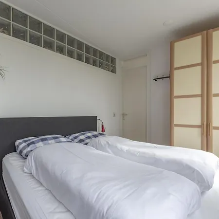 A Modern Wellness Apartment *